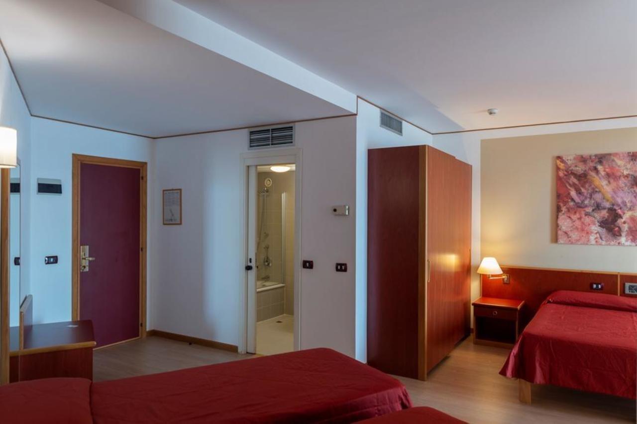 Hotel Torre Normanna Altavilla Milicia Exteriör bild