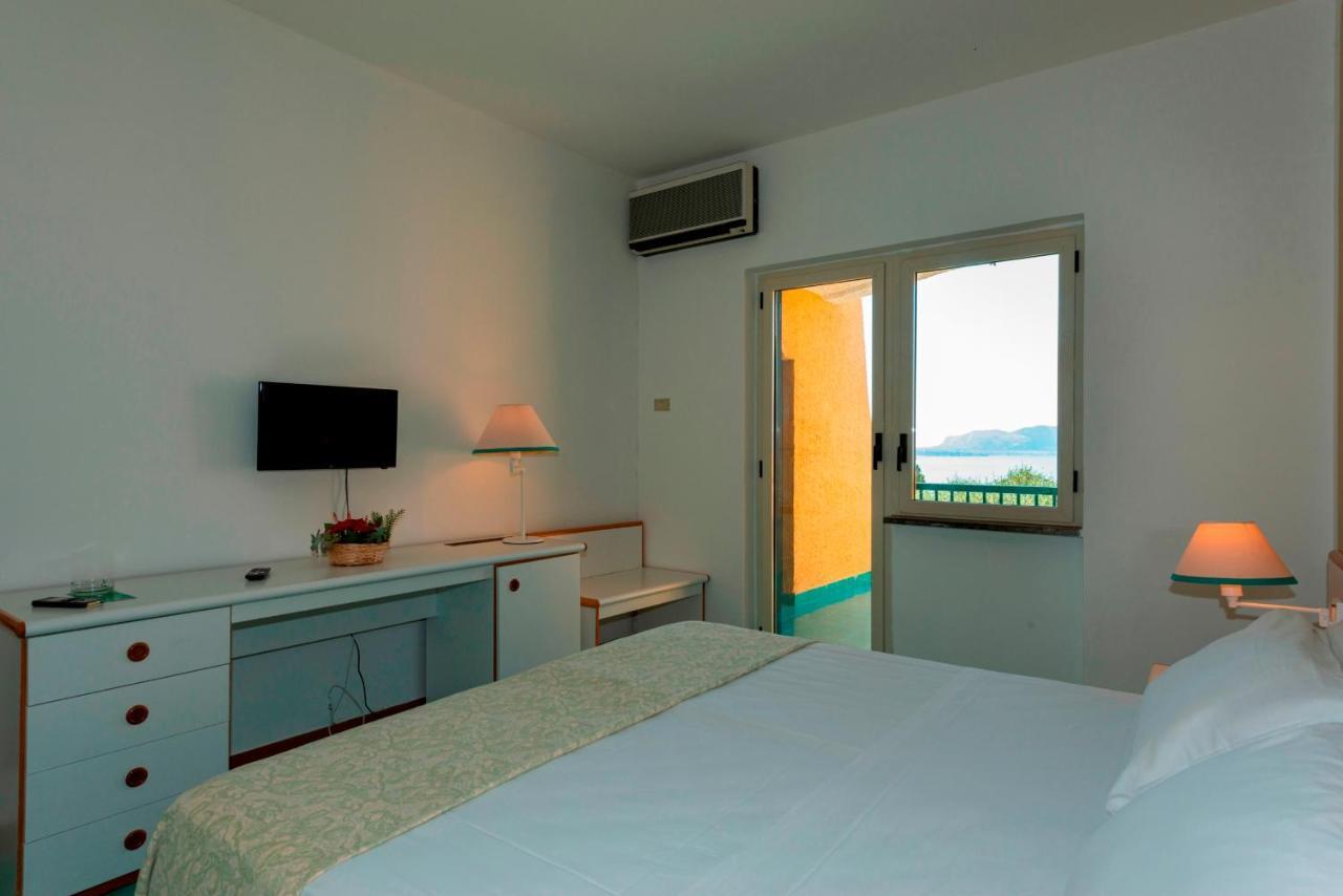 Hotel Torre Normanna Altavilla Milicia Exteriör bild